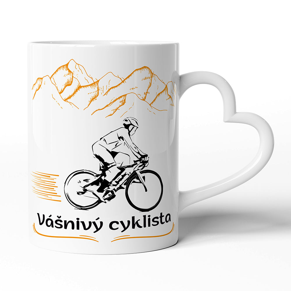 Bílý hrnek s uchem ve tvaru srdce motiv Vášnivý cyklista